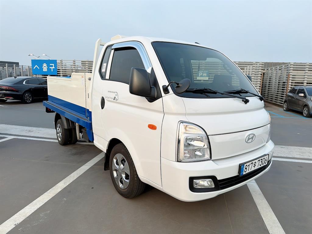 Hyundai Porter Super Cab/ Long Wheelbase 2