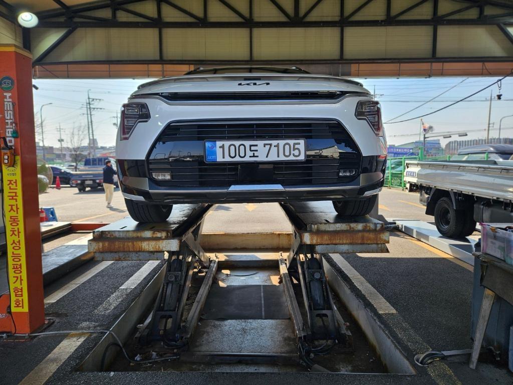 Kia Niro Signature 2