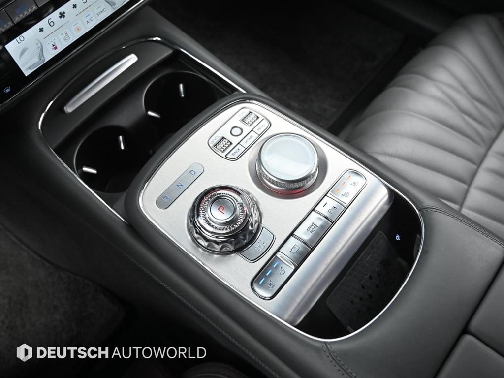 Genesis G90 3.5T GDI AWD 9