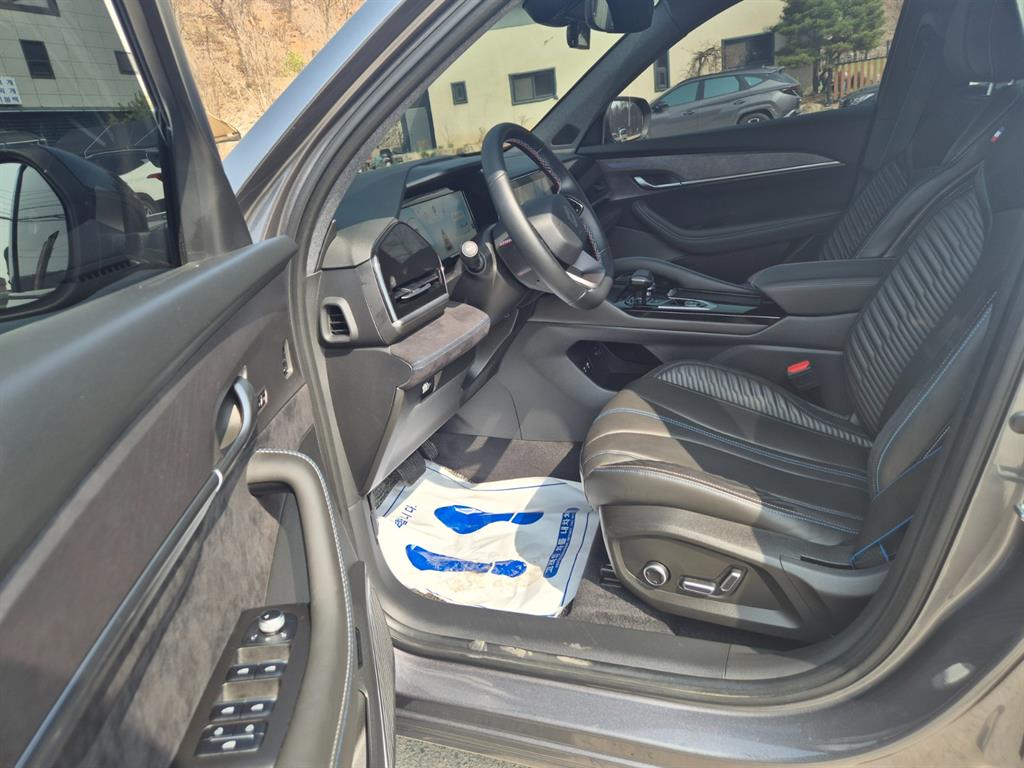 Renault Koleos Gasoline 2.0 Esprit Alpine 2WD 8