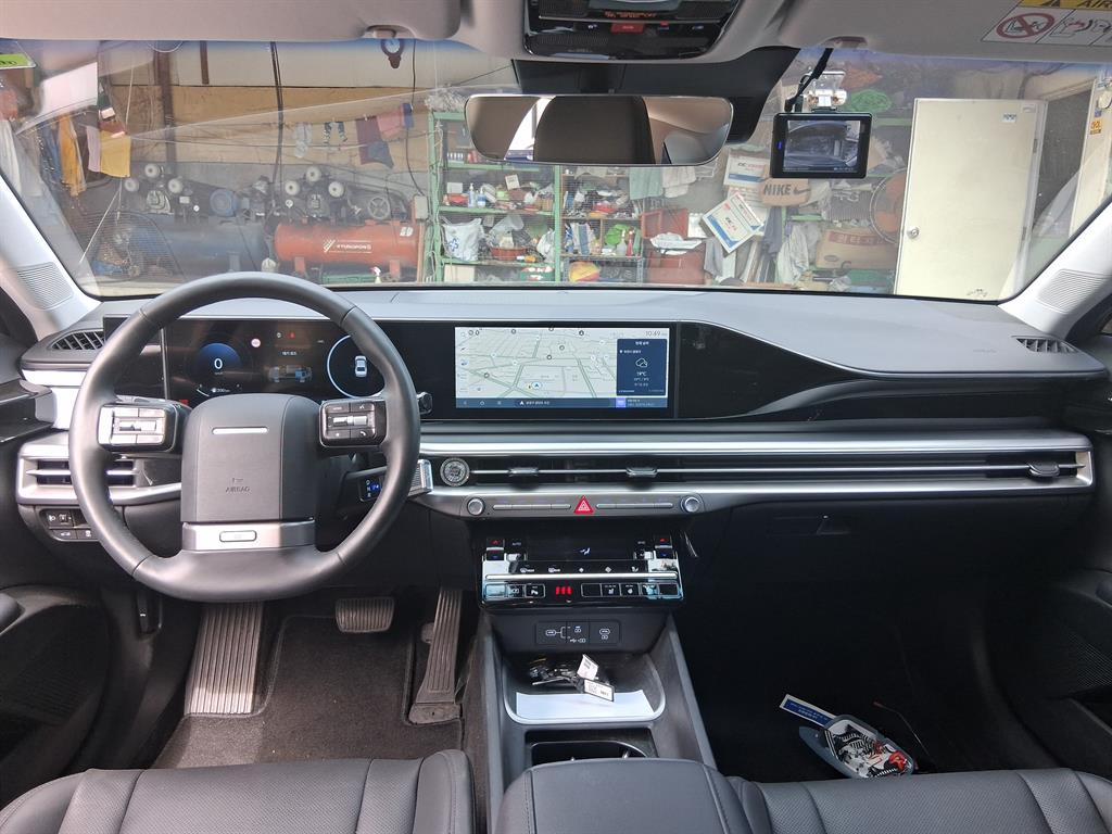 Hyundai Grandeur The Hybrid 1.6 Turbo Gasoline Premium 4