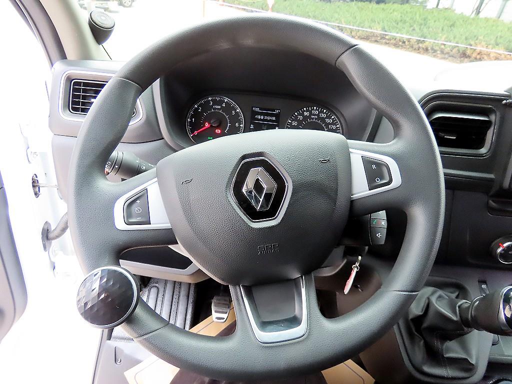 Renault Master 2.3 S 9