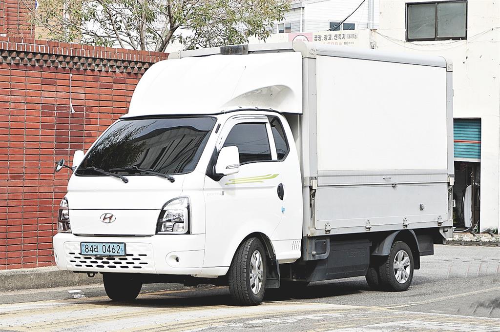 Hyundai Porter Manual/ Super Cab/ Long Wheelbase