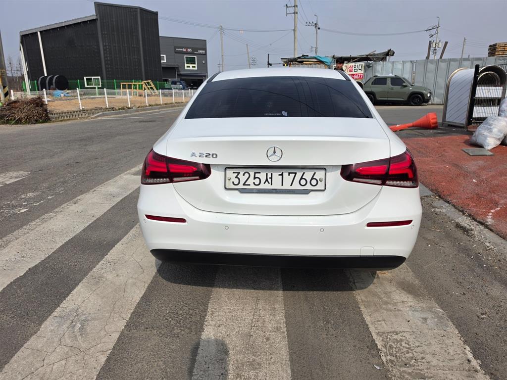 Mercedes-Benz A-Class A220 Sedan 5