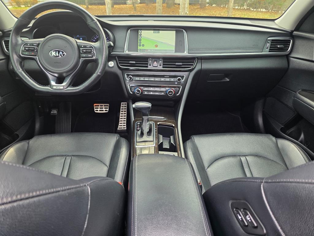 Kia K5 2.0 Prestige 8