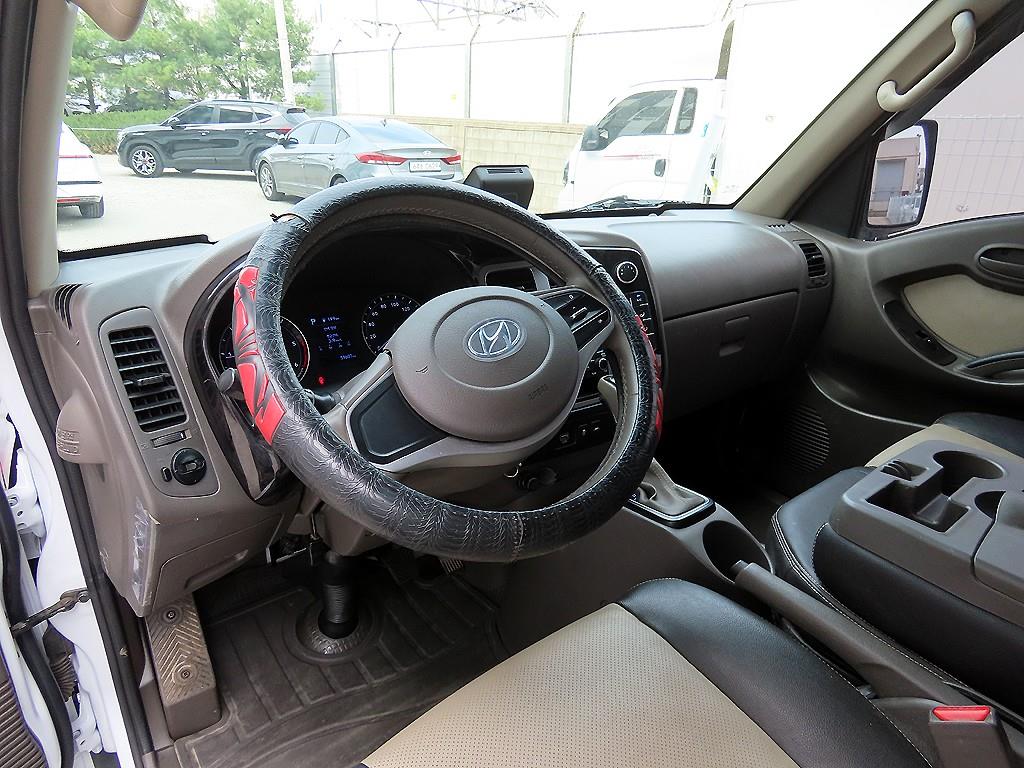 Hyundai Porter Double Cab/ Long Wheelbase/ CRDi Smart 9