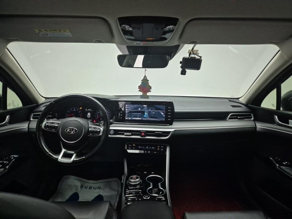Kia K5 2.0 Prestige 8