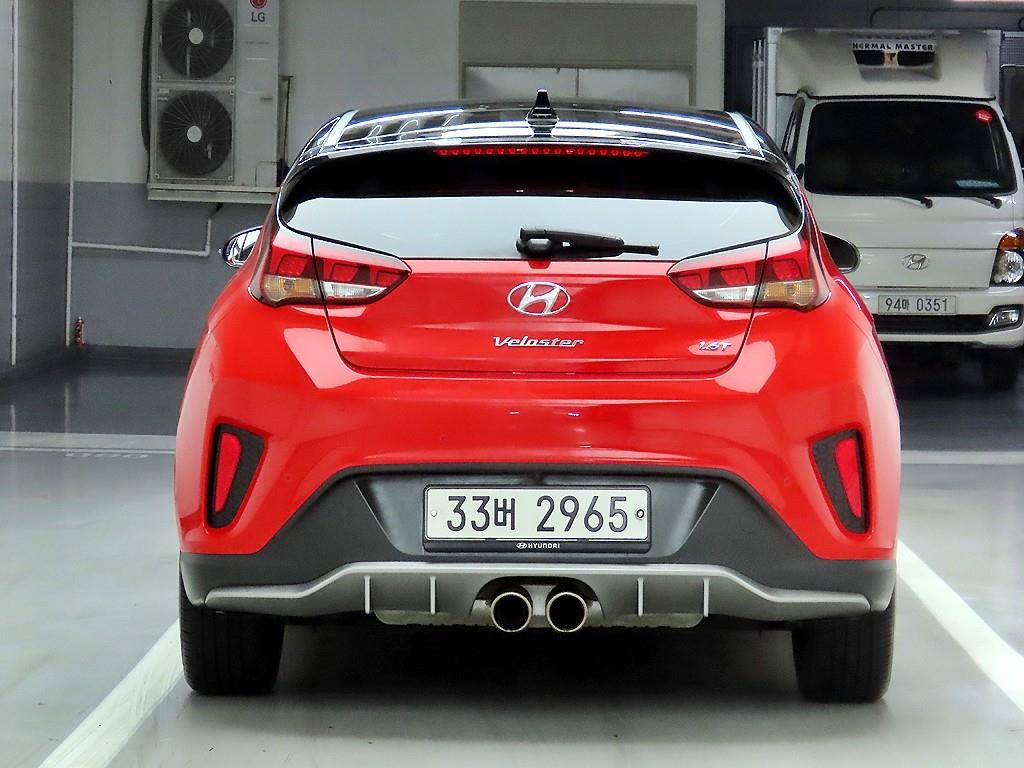 Hyundai Veloster 1.6 Turbo Sport Core 4