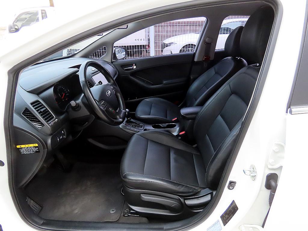 Kia K3 1.6 GDI Prestige 6