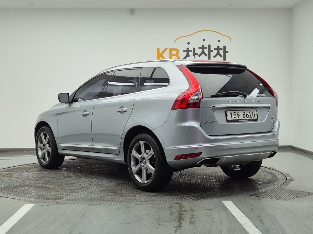 Volvo XC60 D5 AWD 4