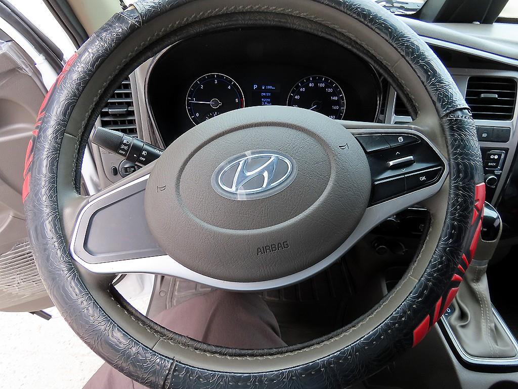 Hyundai Porter Double Cab/ Long Wheelbase/ CRDi Smart 10