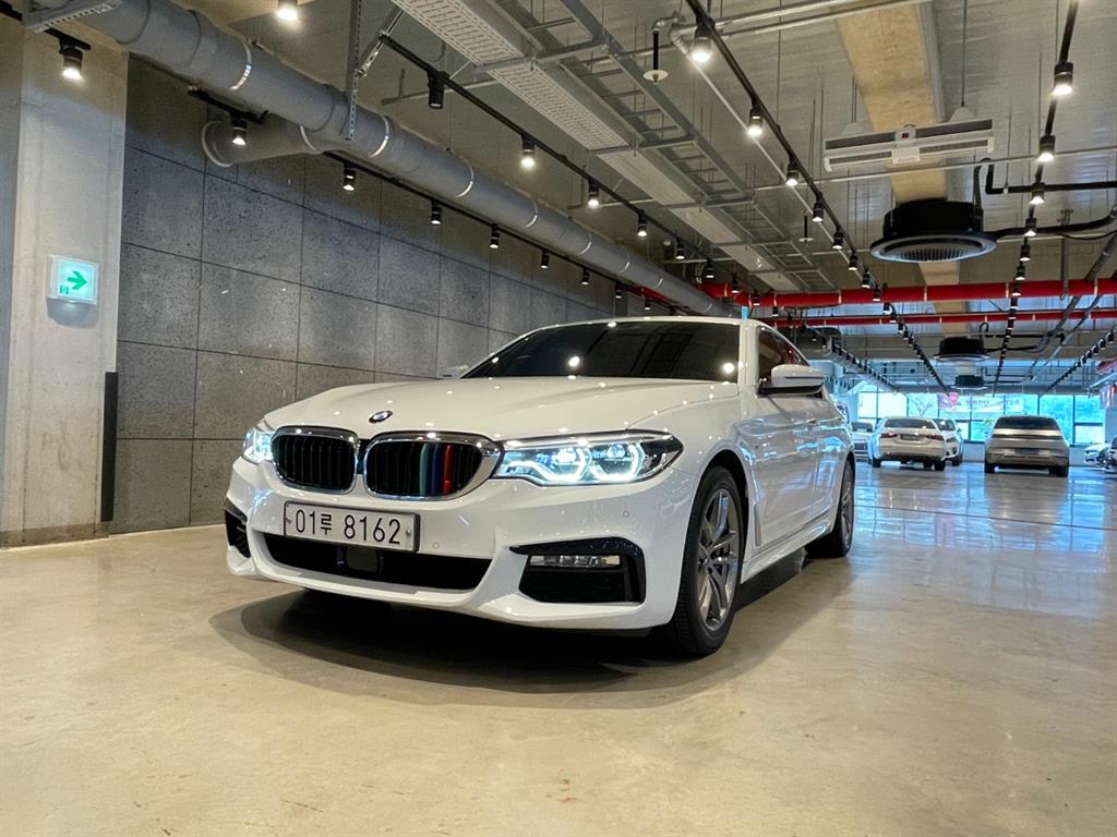 BMW 5 Series 530i xDrive M Sport 2