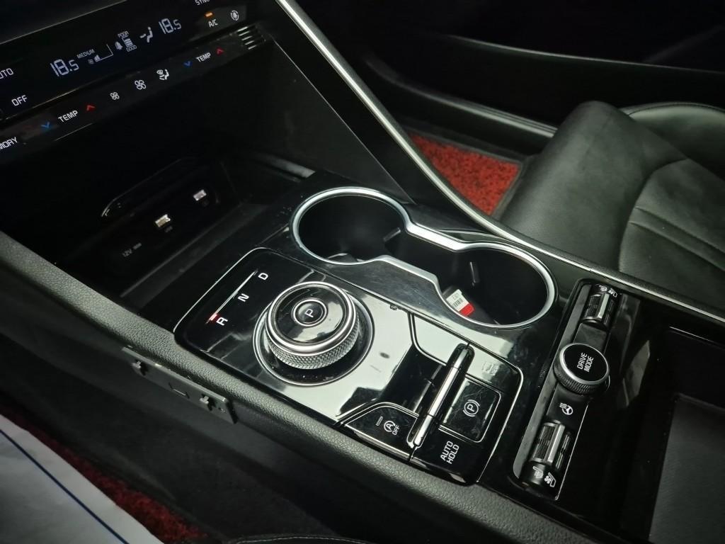 Kia K5 2.0 Prestige 9