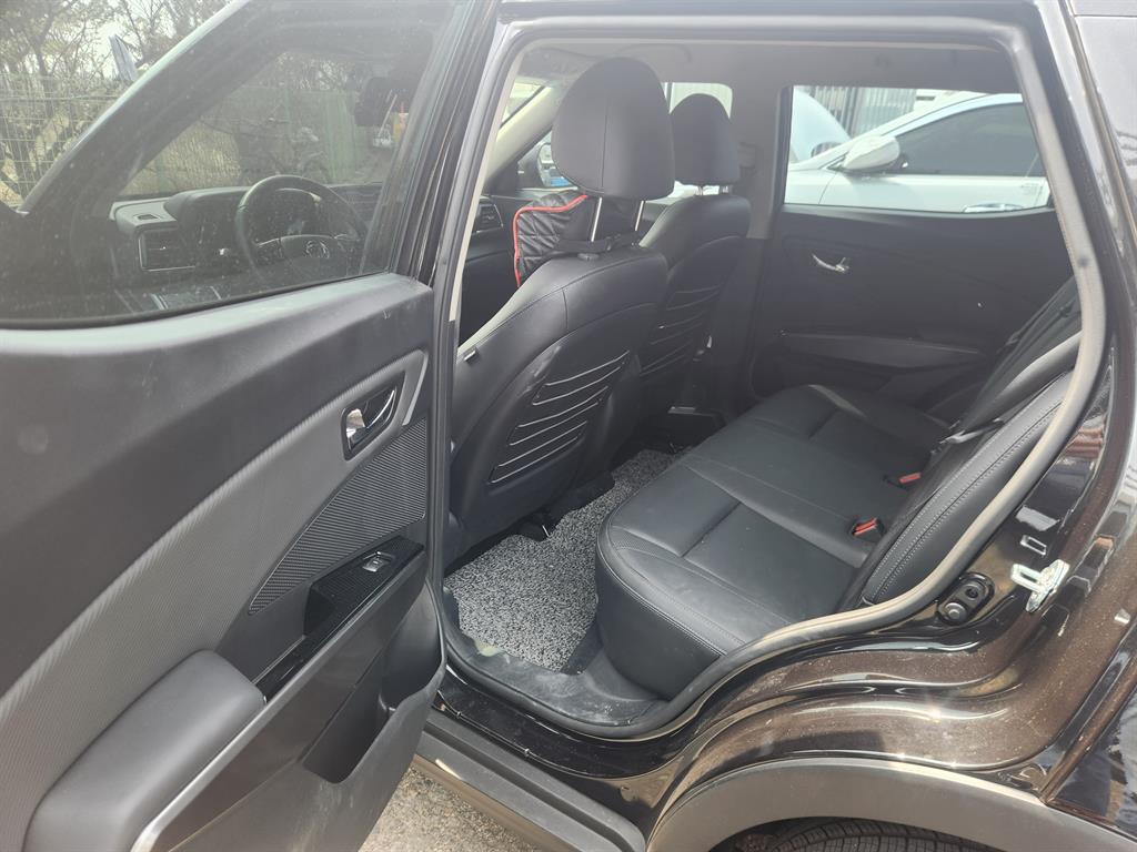 KG Mobility (Ssangyong) Tivoli 2WD Gasoline 1.5 V5 6