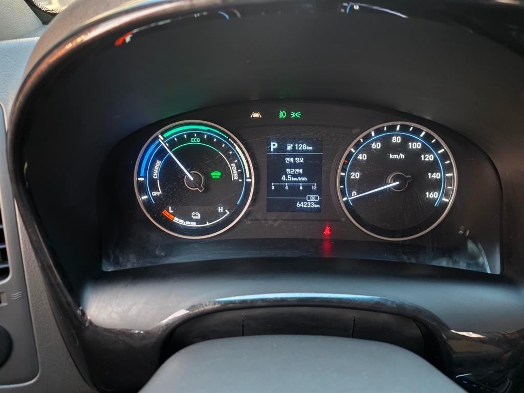 Hyundai Porter 1.0 Ton/ Super Cab/ Long Wheelbase/ Premium Special 7