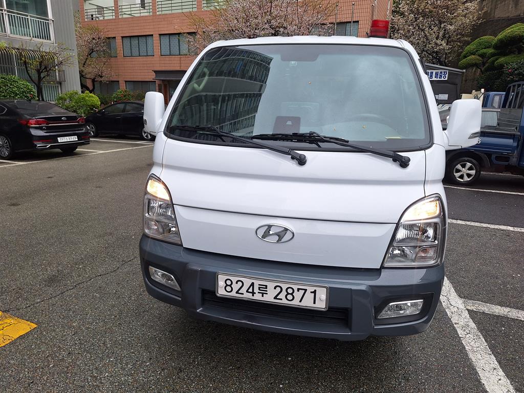 현대 포터2 1톤 카고 - 중고 트럭 매물 이미지