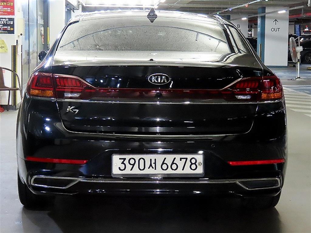 Kia K7 Gasoline 2.5 GDI Noblesse 6