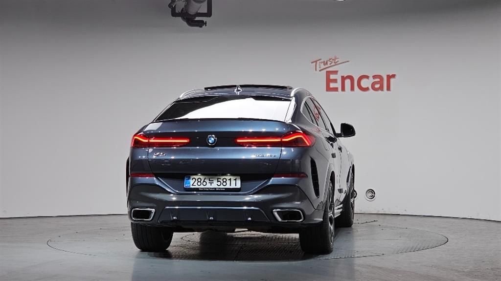 BMW X6 xDrive 30d M Sport 5