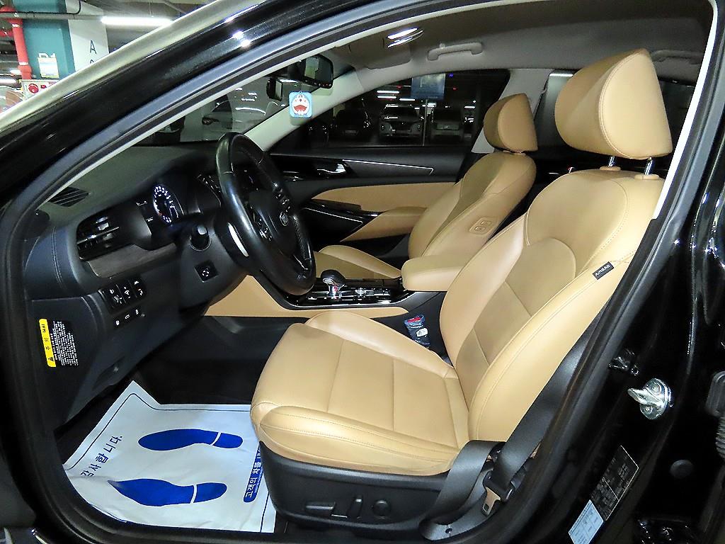 Kia K7 Gasoline 2.5 GDI Noblesse 7
