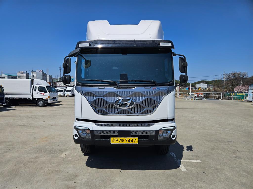 현대 파비스 325 냉장윙 8.5톤 오토 - 중고 트럭 매물 이미지