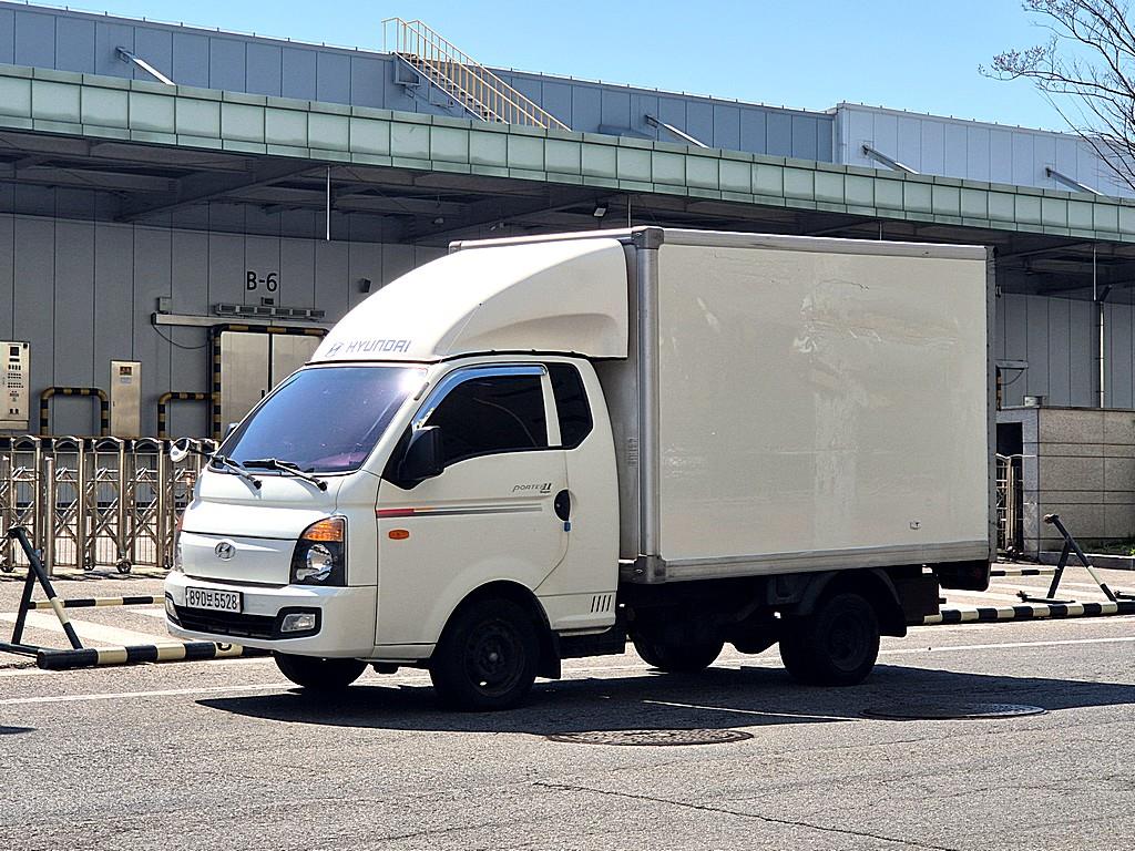 현대 포터2 1톤 표준탑 - 중고 트럭 매물 이미지