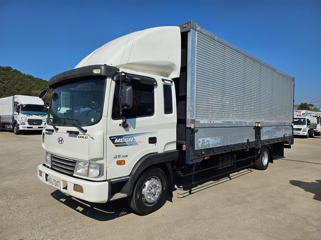 현대 메가트럭 윙바디 5톤 오토 - 중고 트럭 매물 이미지