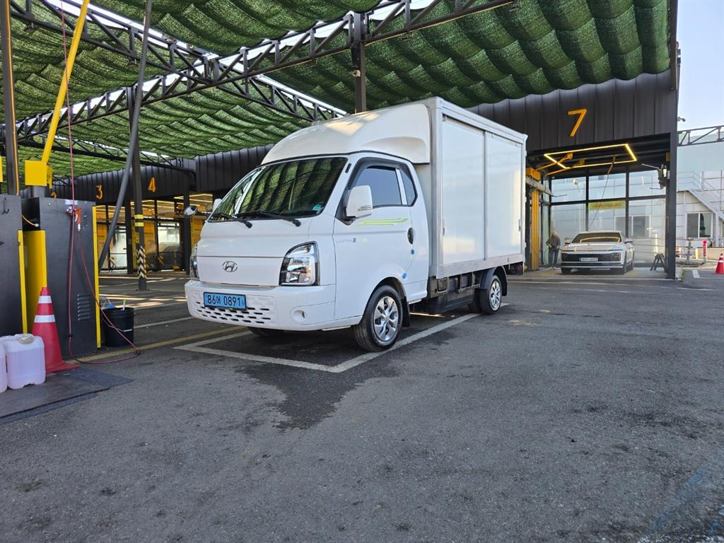 현대 포터2 1톤 표준탑 전기 - 중고 트럭 매물 이미지