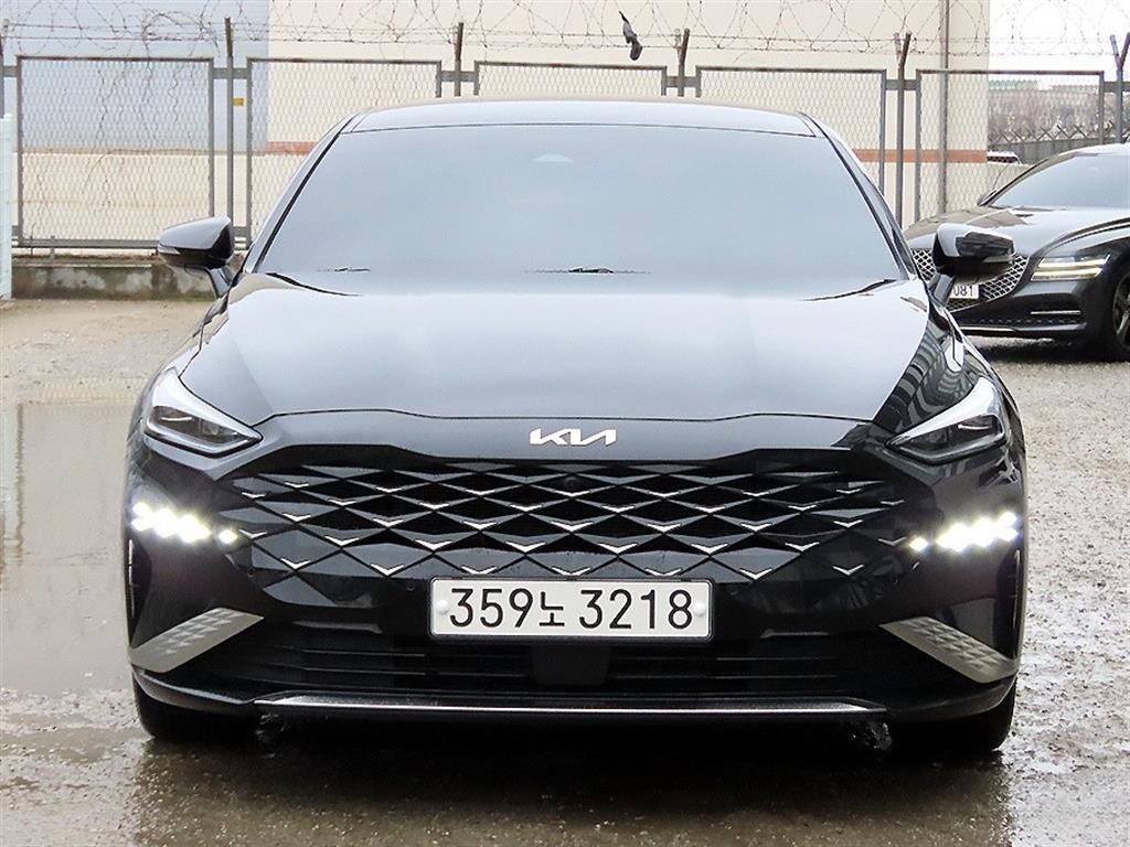 Kia K8 2.5 2WD Signature