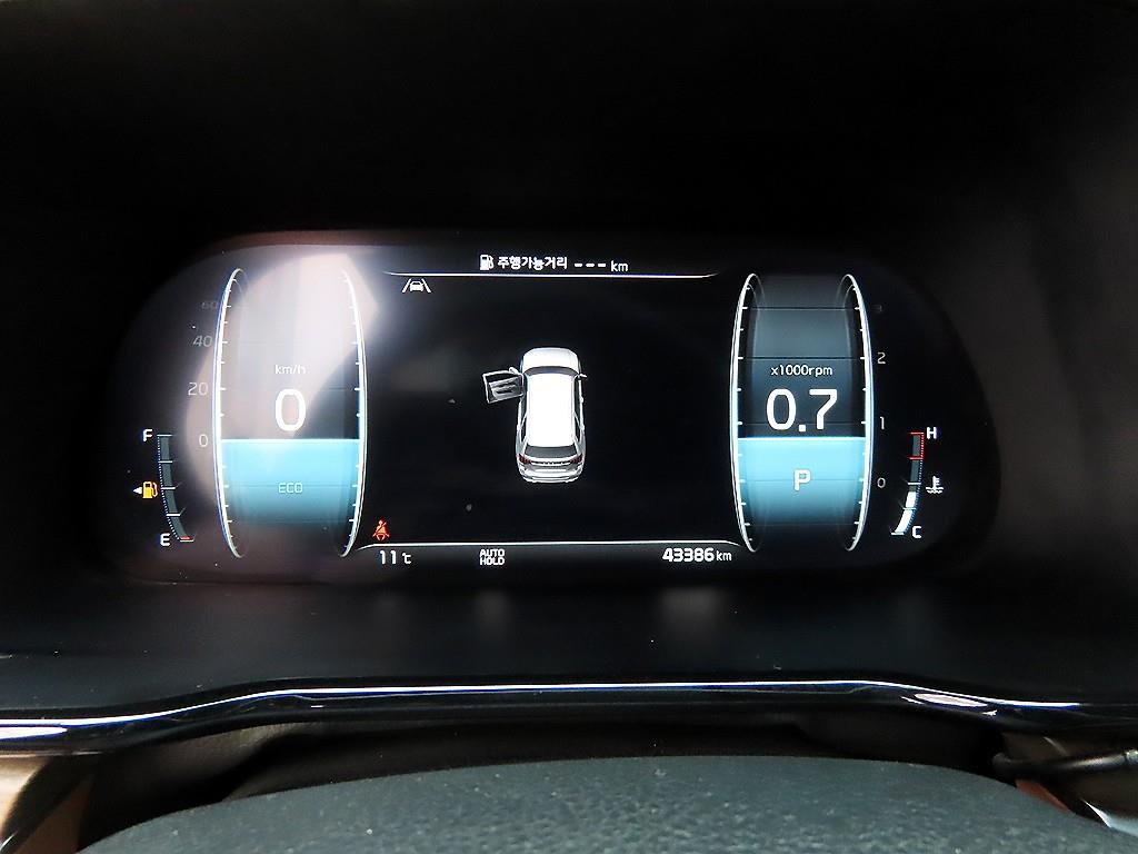 Kia Mohave 4WD Platinum 10