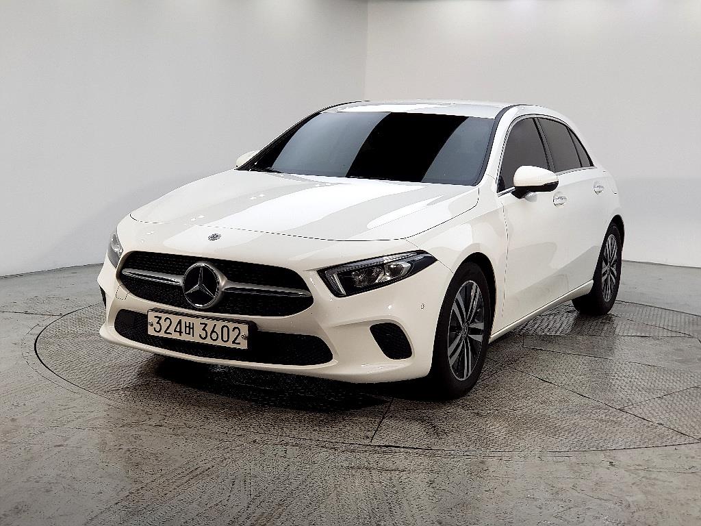 Mercedes-Benz A-Class A220 Hatchback