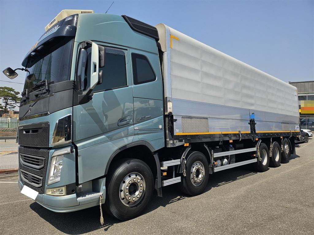 볼보 FH 윙바디 25톤 오토 - 중고 트럭 매물 이미지