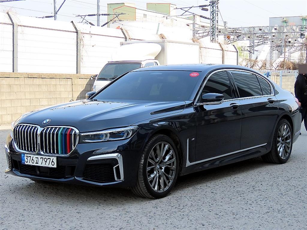 BMW 7시리즈 730Ld xDrive M 스포츠 사진 2/20