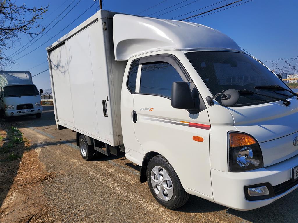 현대 포터2 1톤 표준탑 - 중고 트럭 매물 이미지