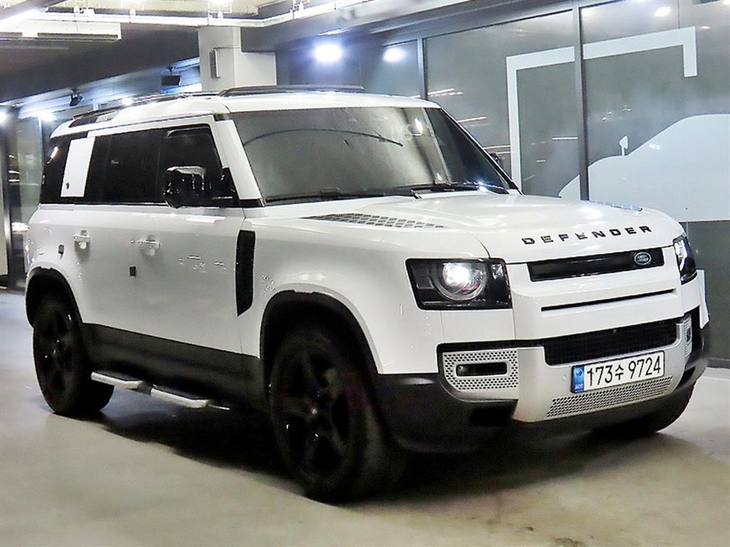 Land Rover Defender 110 D250 SE