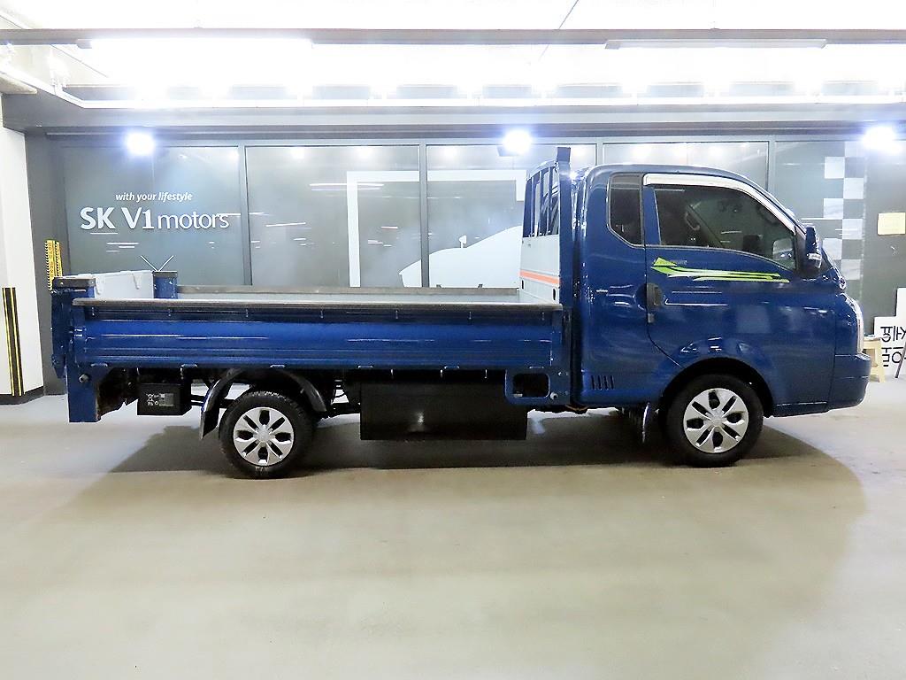 Hyundai Porter 1.0 Ton/ Super Cab/ Long Wheelbase — фото 3