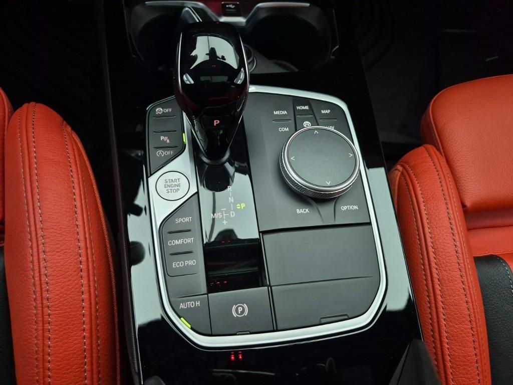 BMW 1 Series M135i xDrive 9