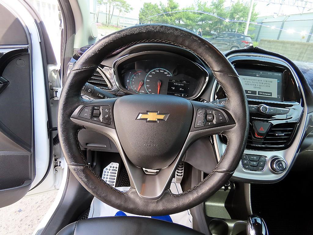 Chevrolet Spark LTZ 9