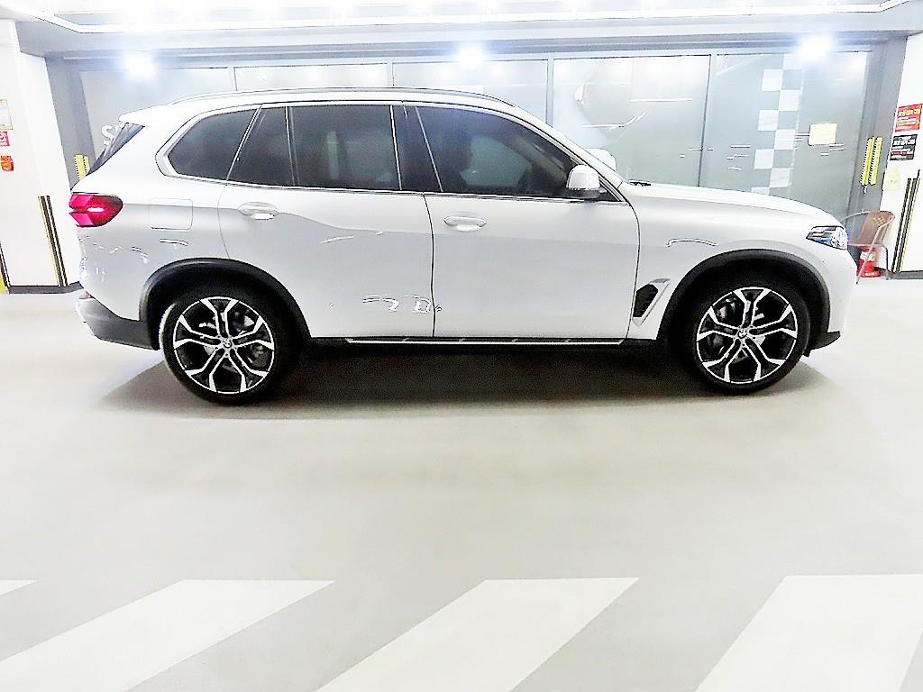 BMW X5 xDrive 40i xLine — фото 3