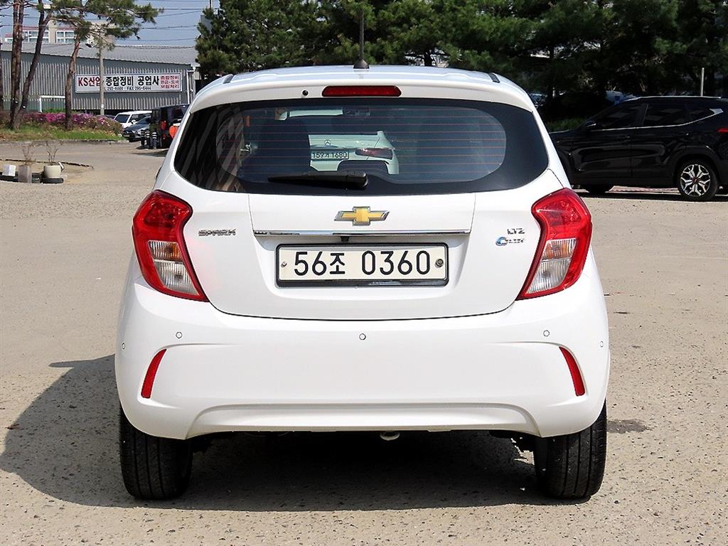 Chevrolet Spark LTZ 5