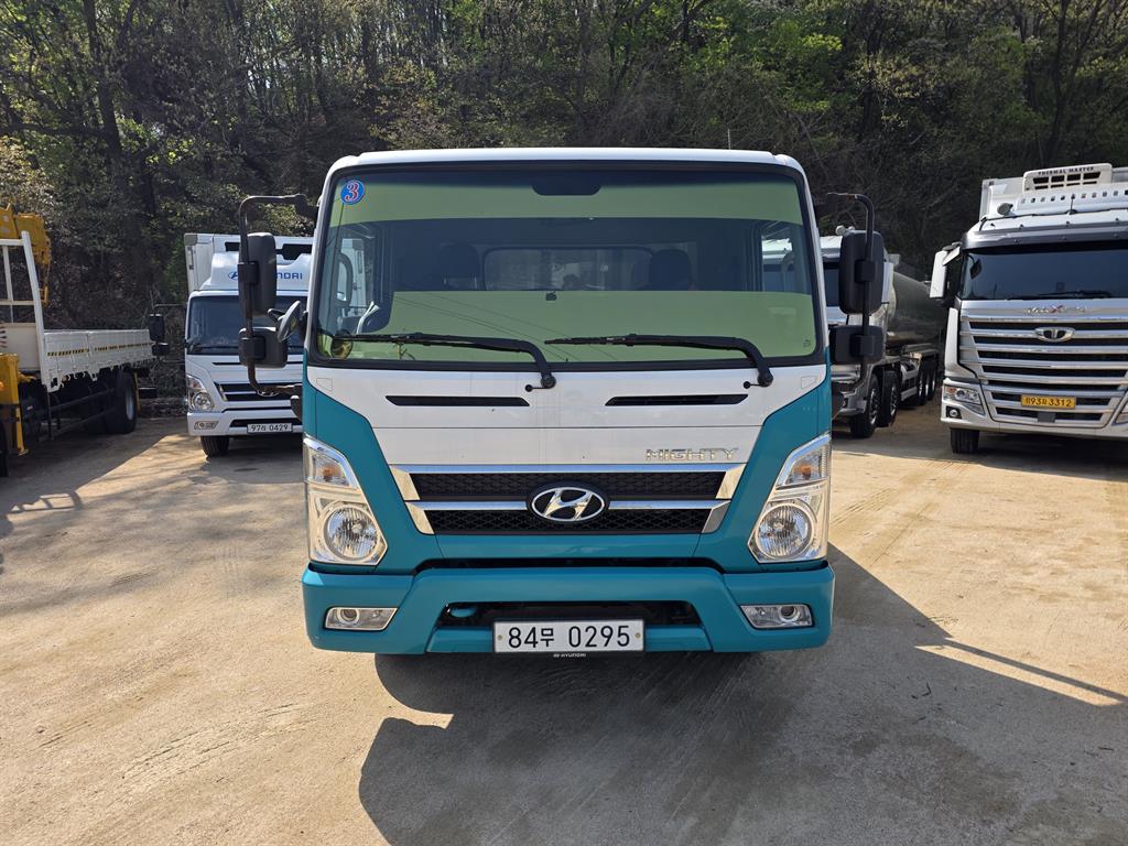 현대 올뉴마이티 3.5톤 카고 - 중고 트럭 매물 이미지