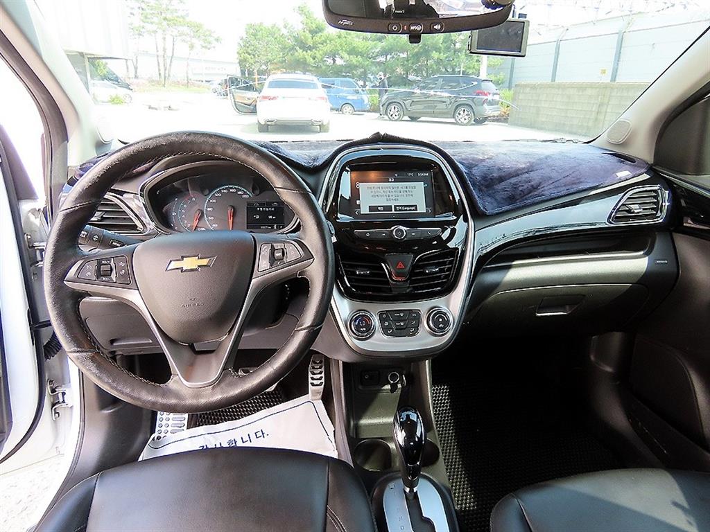 Chevrolet Spark LTZ 8