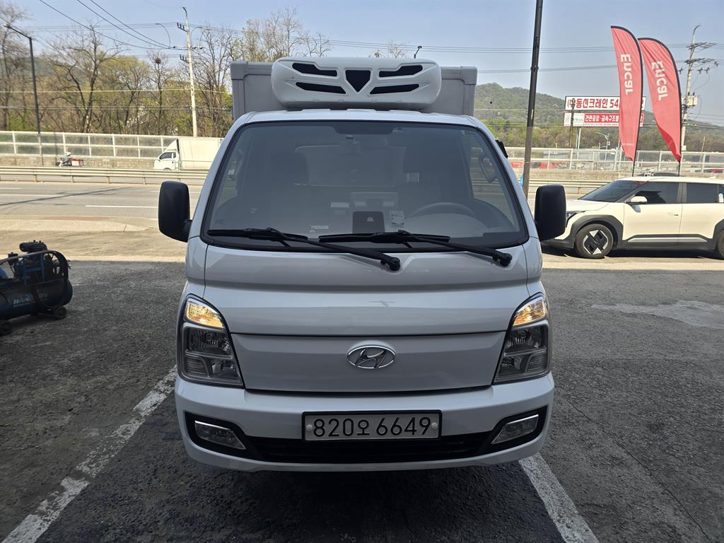 현대 포터2 1톤 냉동탑 - 중고 트럭 매물 이미지