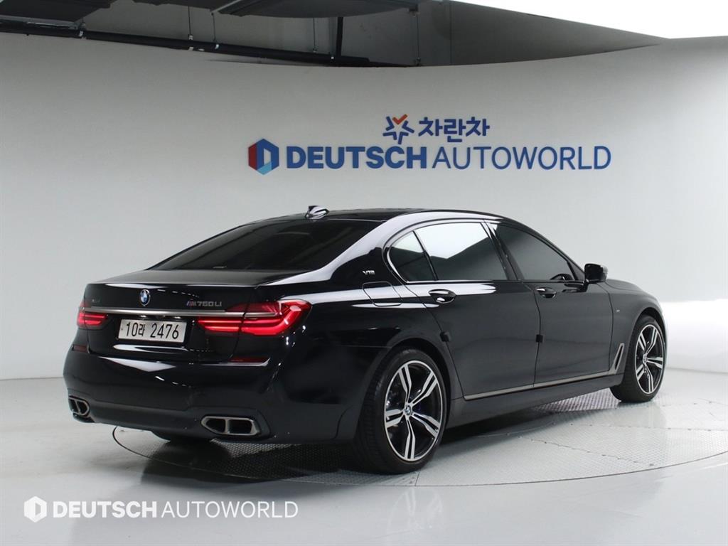 BMW 7시리즈 M760Li xDrive 사진 2/20