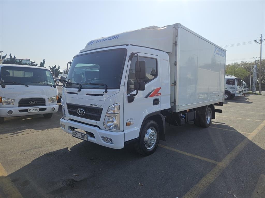 현대 올뉴마이티 2.5톤 냉동탑 - 중고 트럭 매물 이미지