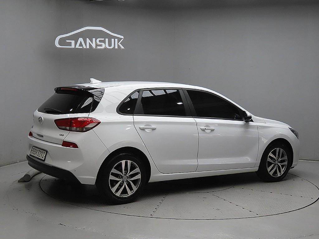 [현대] i30 (PD) 1.6 디젤 스마트 사진 4