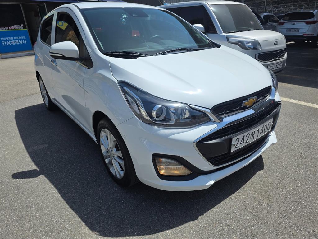 Chevrolet Spark Premier 3