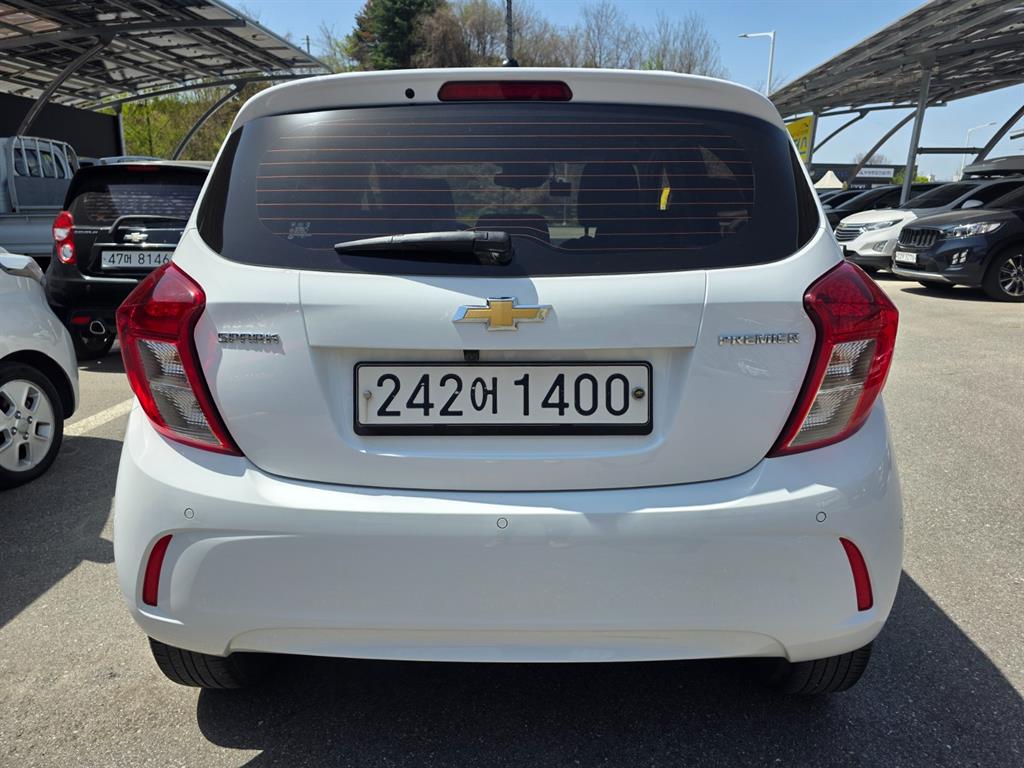 Chevrolet Spark Premier 5