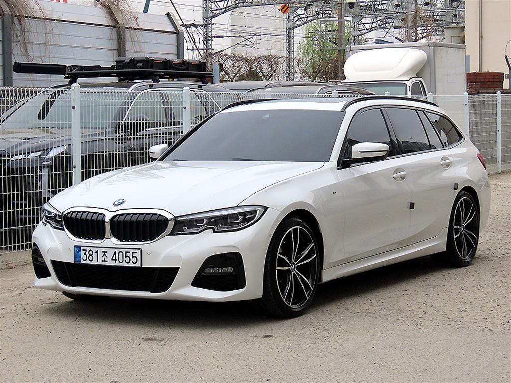 BMW 3시리즈 320d 투어링 M 스포츠 사진 2/20