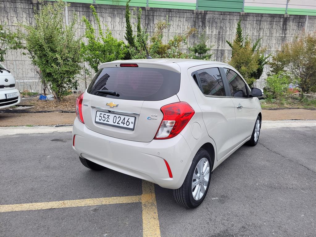 Chevrolet Spark LTZ 4