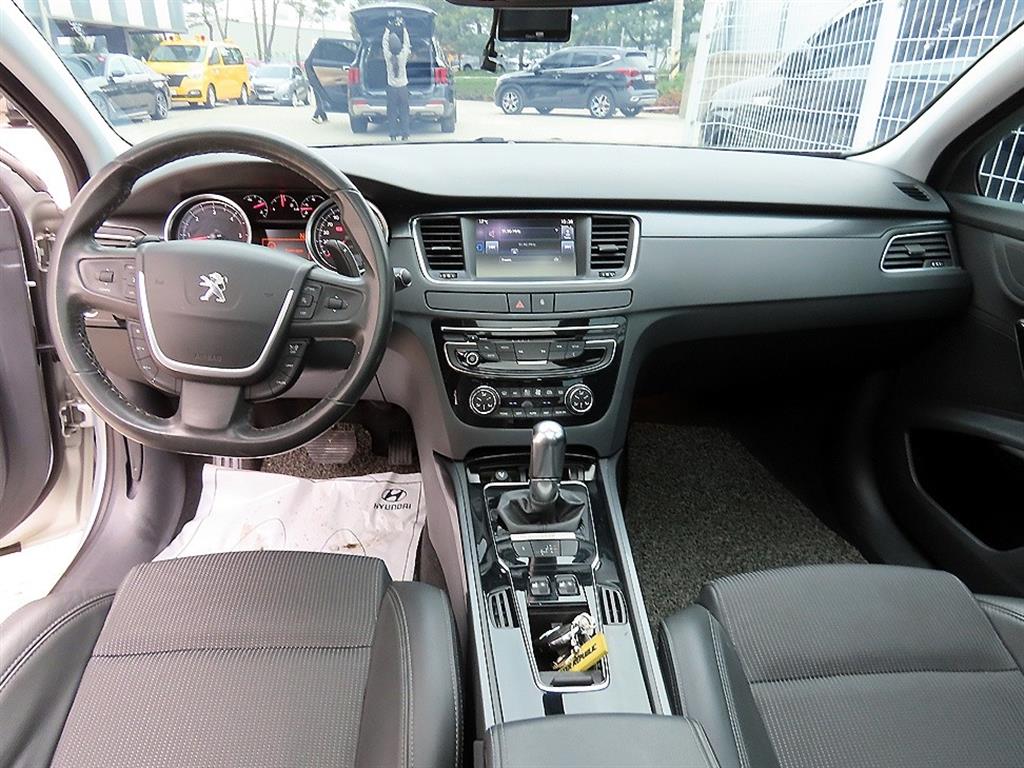 Peugeot 508 1.6 E-HDI 8
